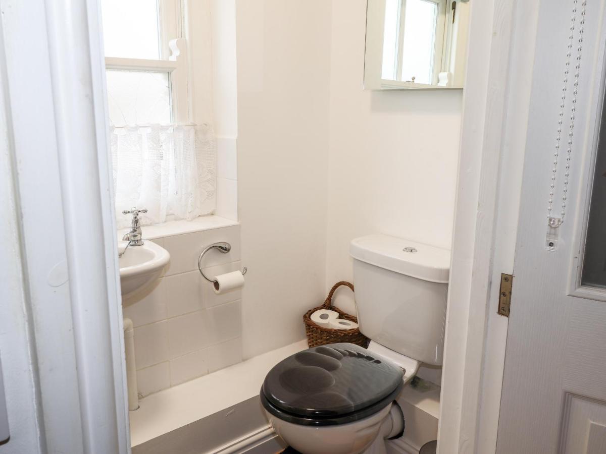 Awen Ingli Villa Нюпорт Екстериор снимка